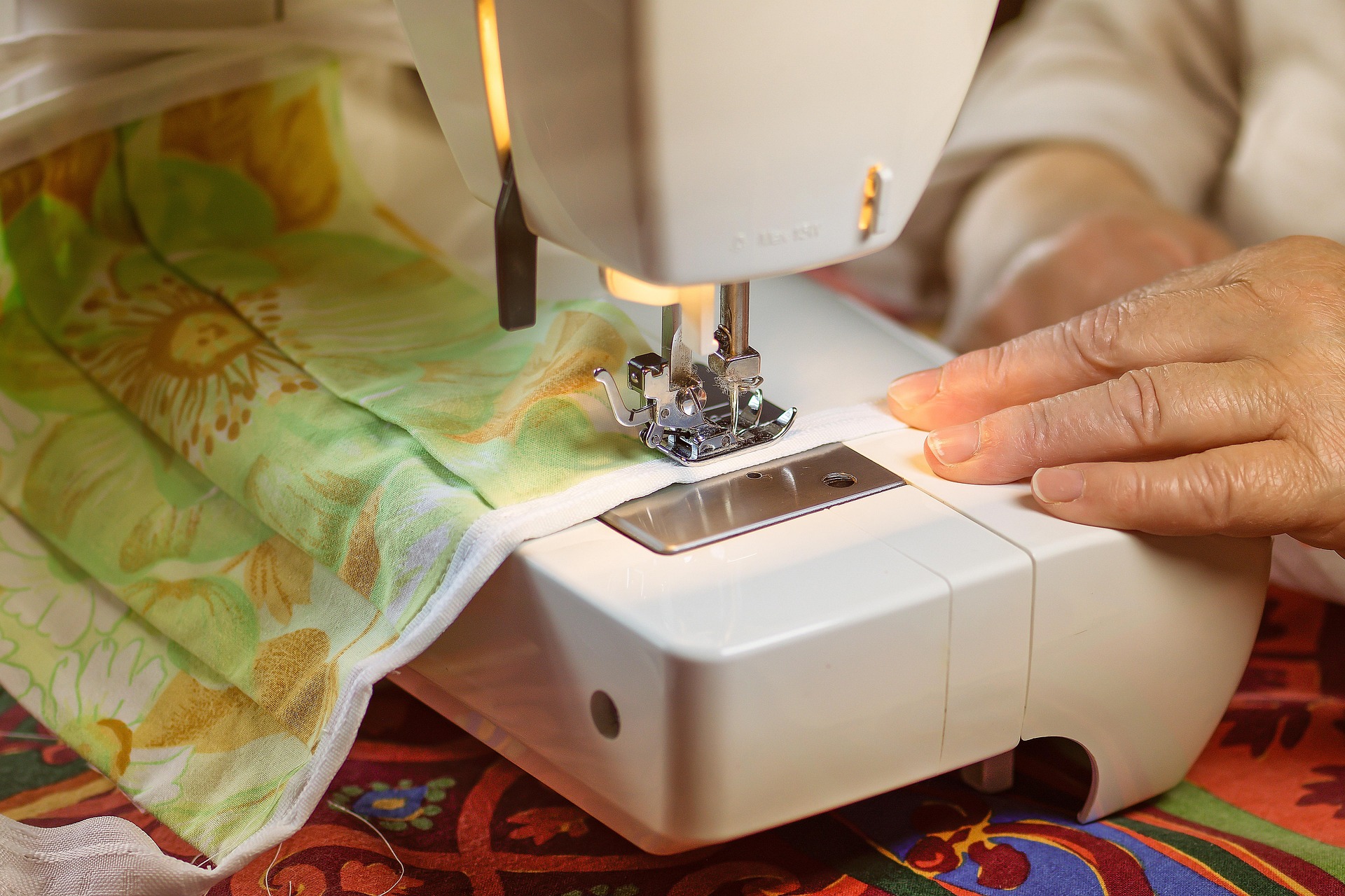 How to Use Computerized Technology in Sewing Machines in 2026: Complete Digital Stitch Technology Guide
